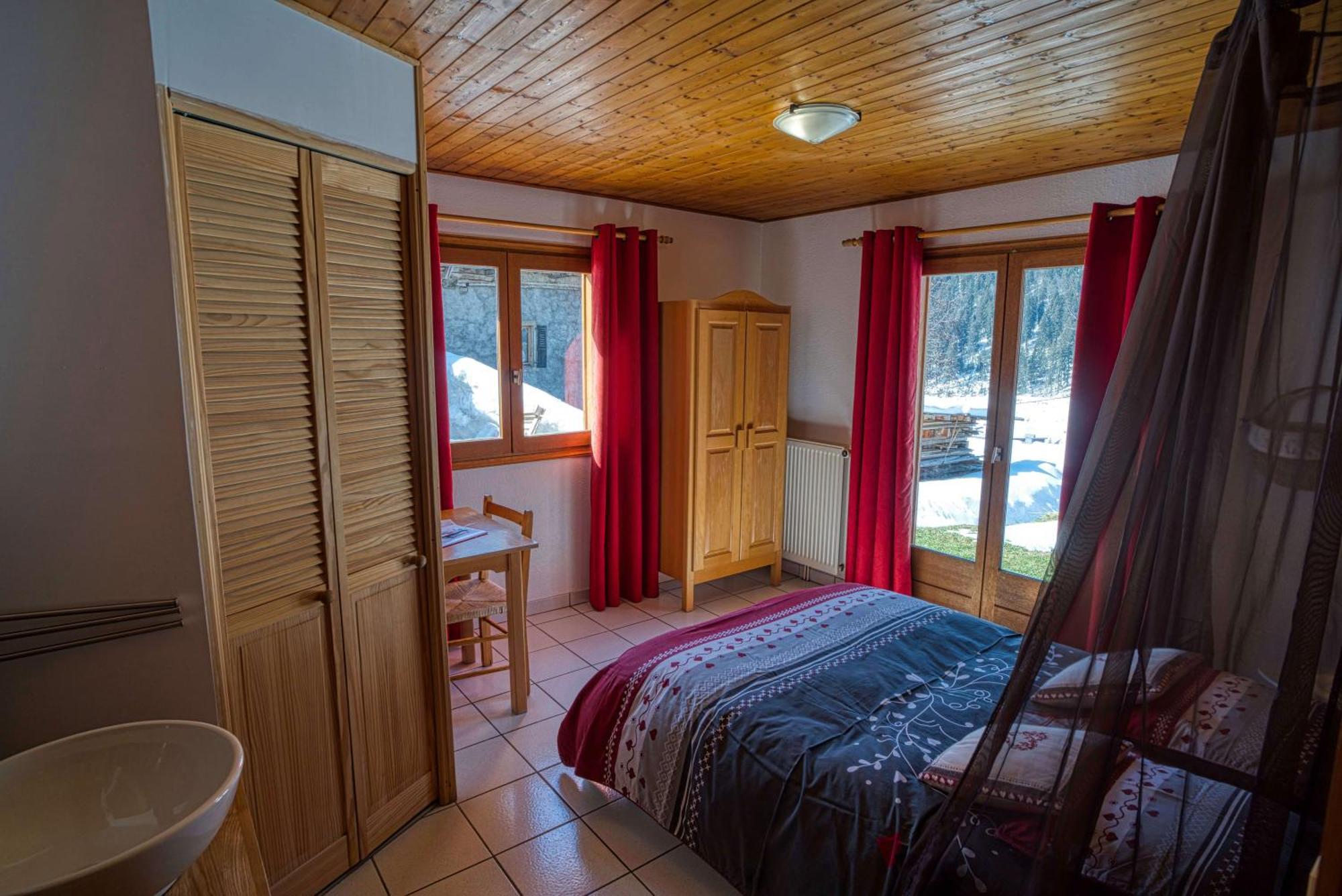 La Savoyarde Apartment Chatel Ngoại thất bức ảnh